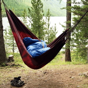 beginner hammock camping