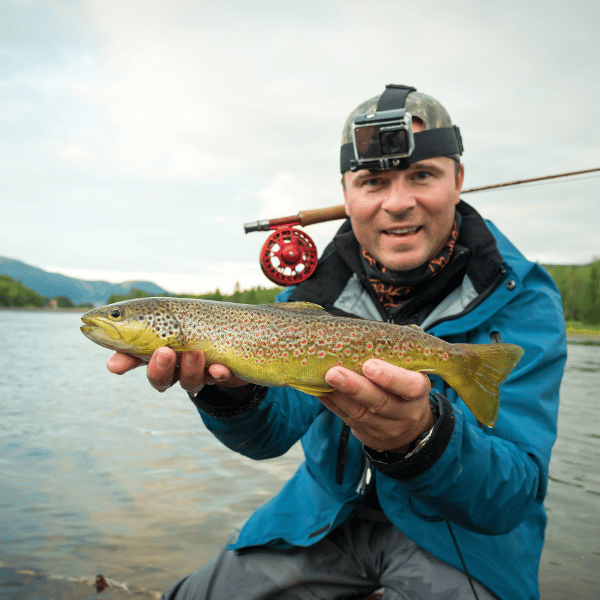 Fly Fishing For Beginners Complete How To Guide (2022)